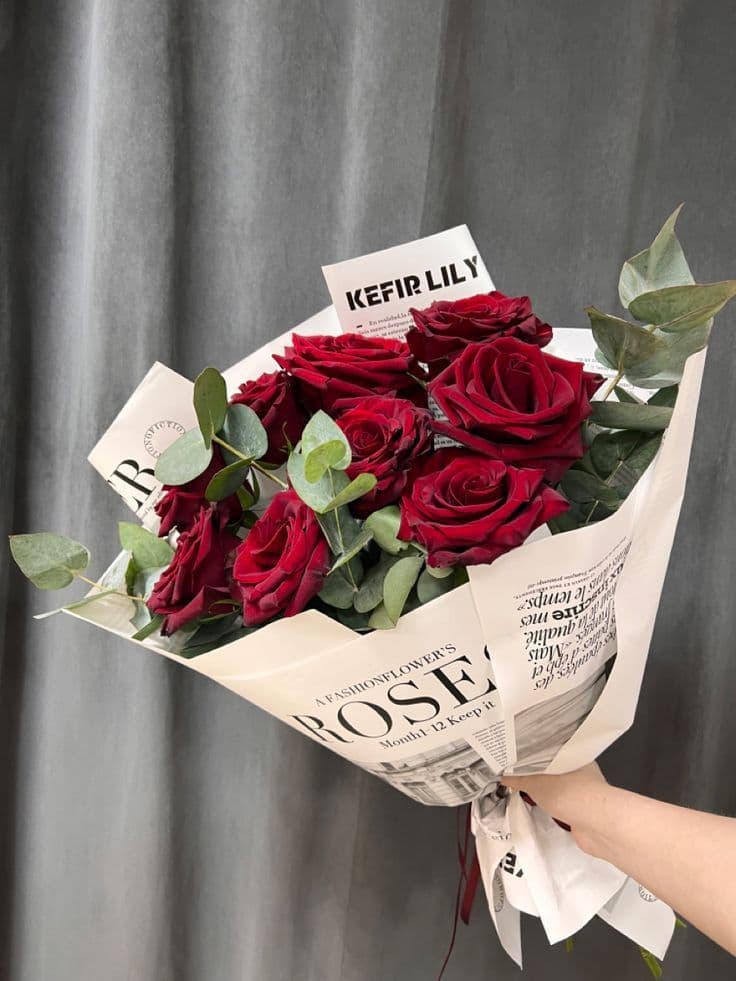 10 rose bouquet